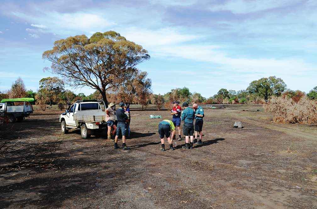 Northern Bendigo Landcare Group volunteers worked with Parks Victoria staff on clean up <br />
after the fire. <br />
<br />
